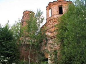 Руины церкви в Борщёвке